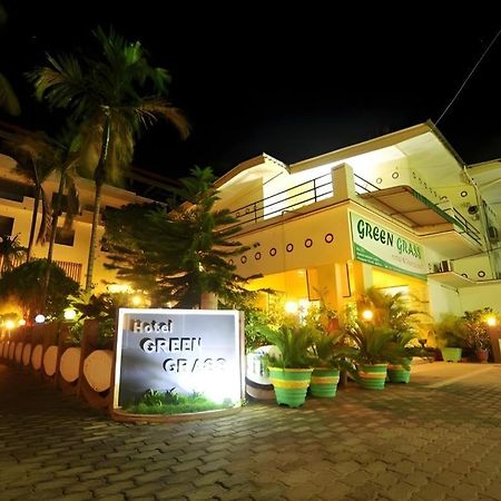 Green Grass Hotel & Restaurant Jaffna Exterior photo