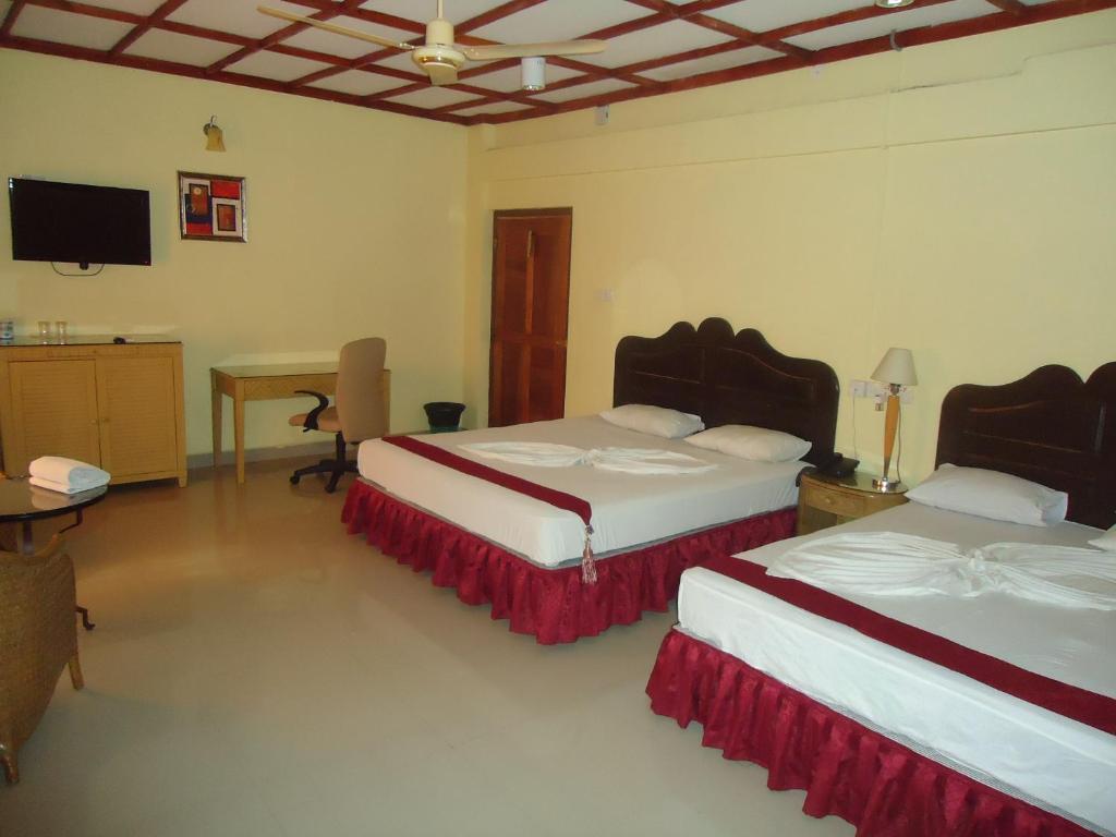 Green Grass Hotel & Restaurant Jaffna Room photo