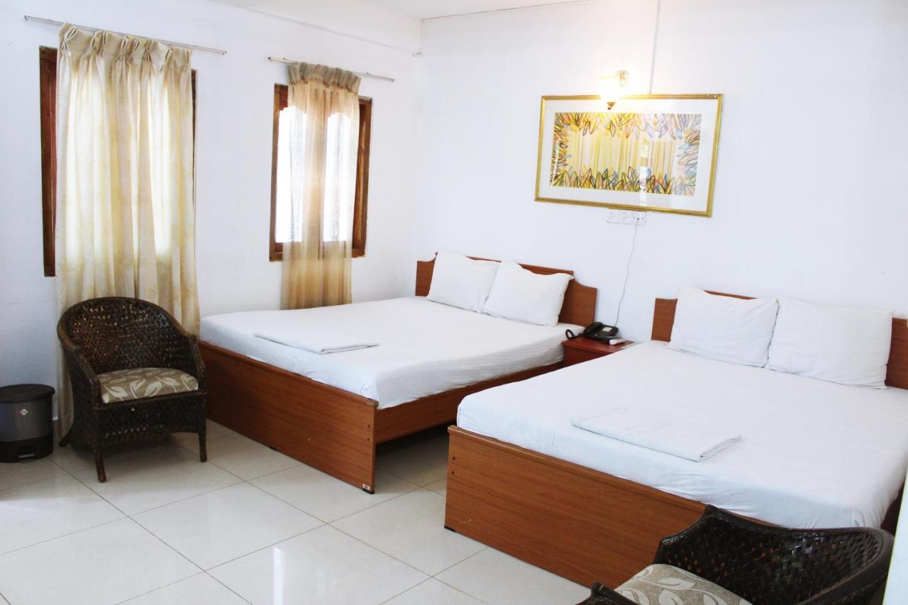 Green Grass Hotel & Restaurant Jaffna Exterior photo