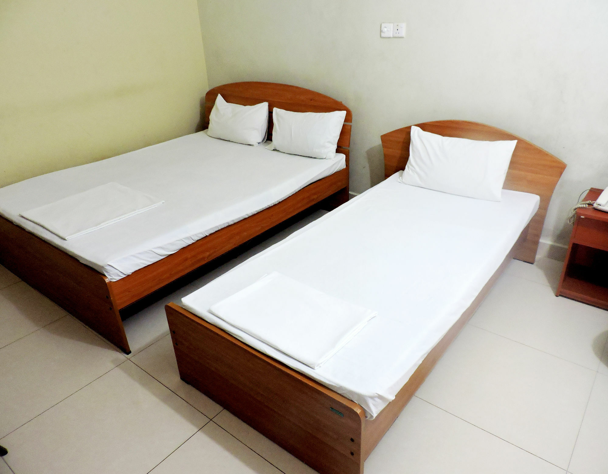Green Grass Hotel & Restaurant Jaffna Exterior photo